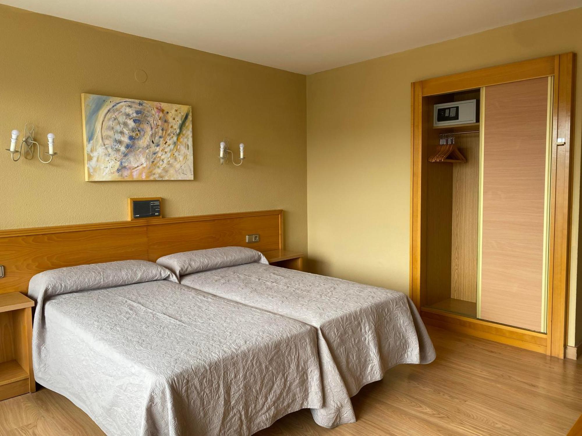 Hotel Zenit Mar โนฮา ภายนอก รูปภาพ