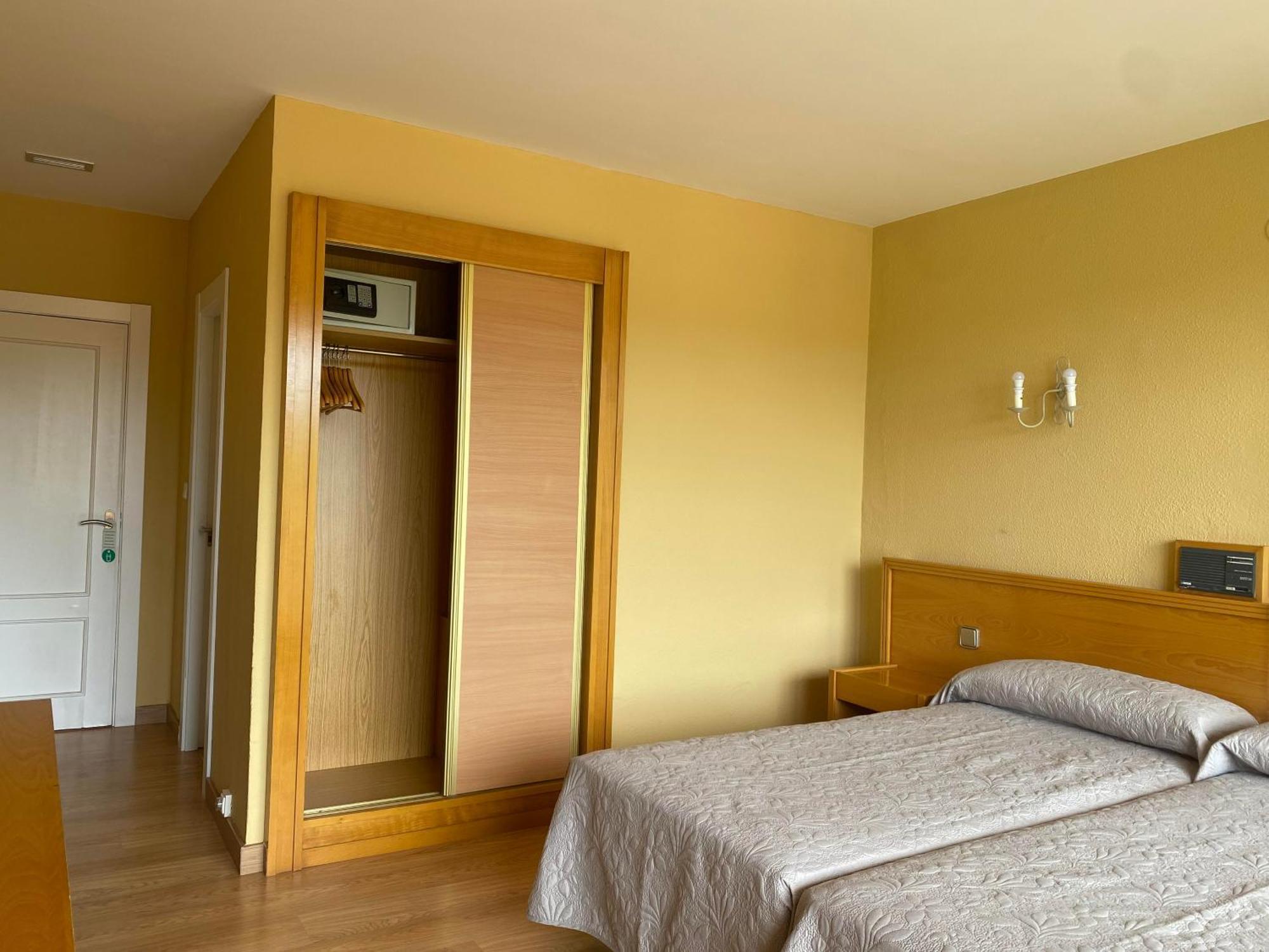 Hotel Zenit Mar โนฮา ภายนอก รูปภาพ